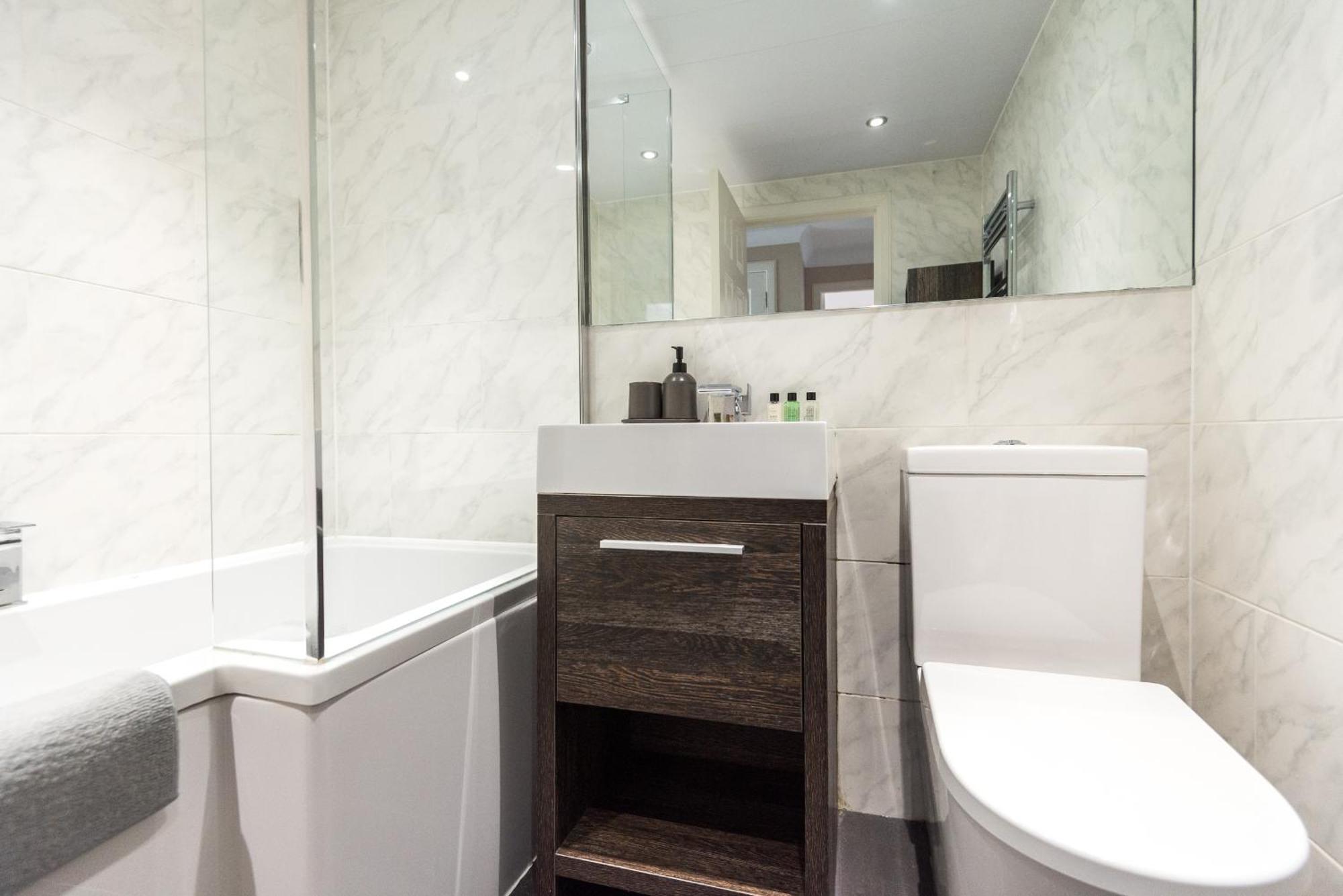 Cosy Roseburn Apartment, Edinburgh - 2 Bedrooms, Free Parking Kültér fotó